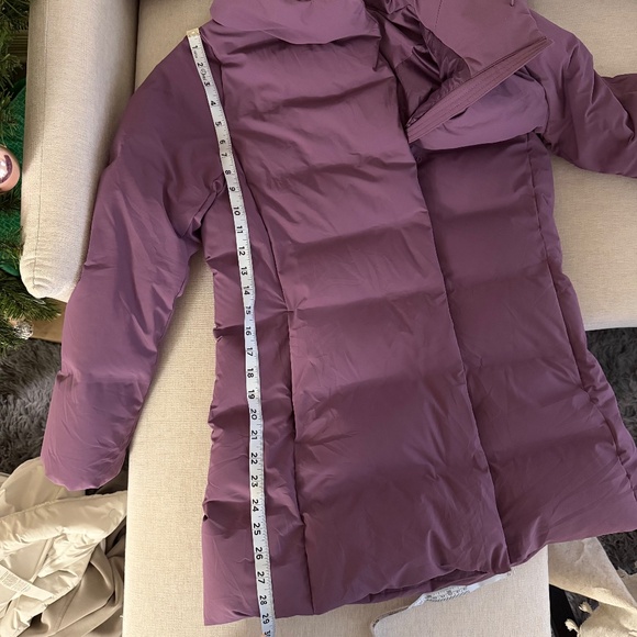 Uniqlo Seamless Down Short Coat - Size S Like New - Picture 6 of 7